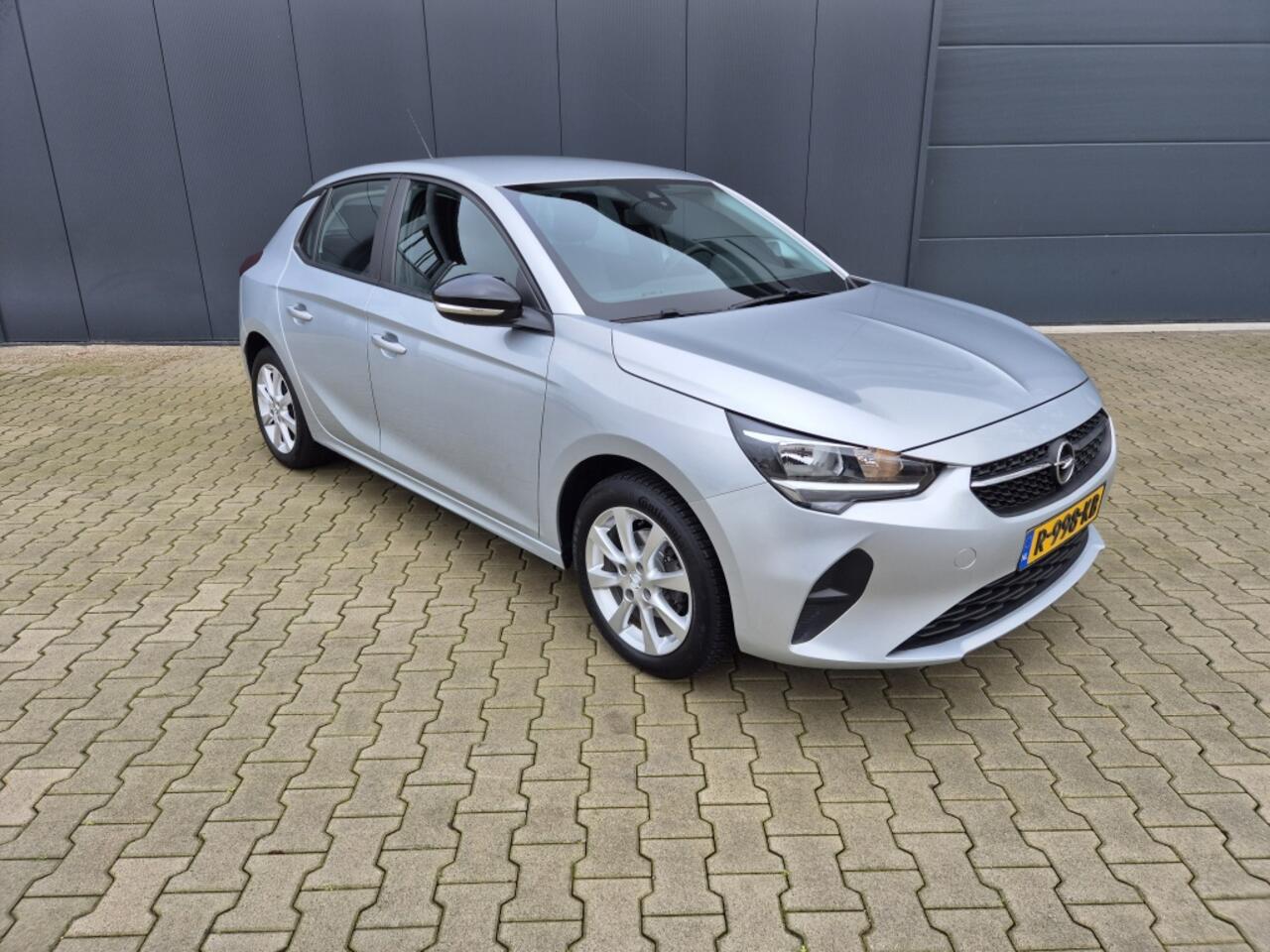 Opel CORSA 1.2 Edition | apple carplay | lane assistance