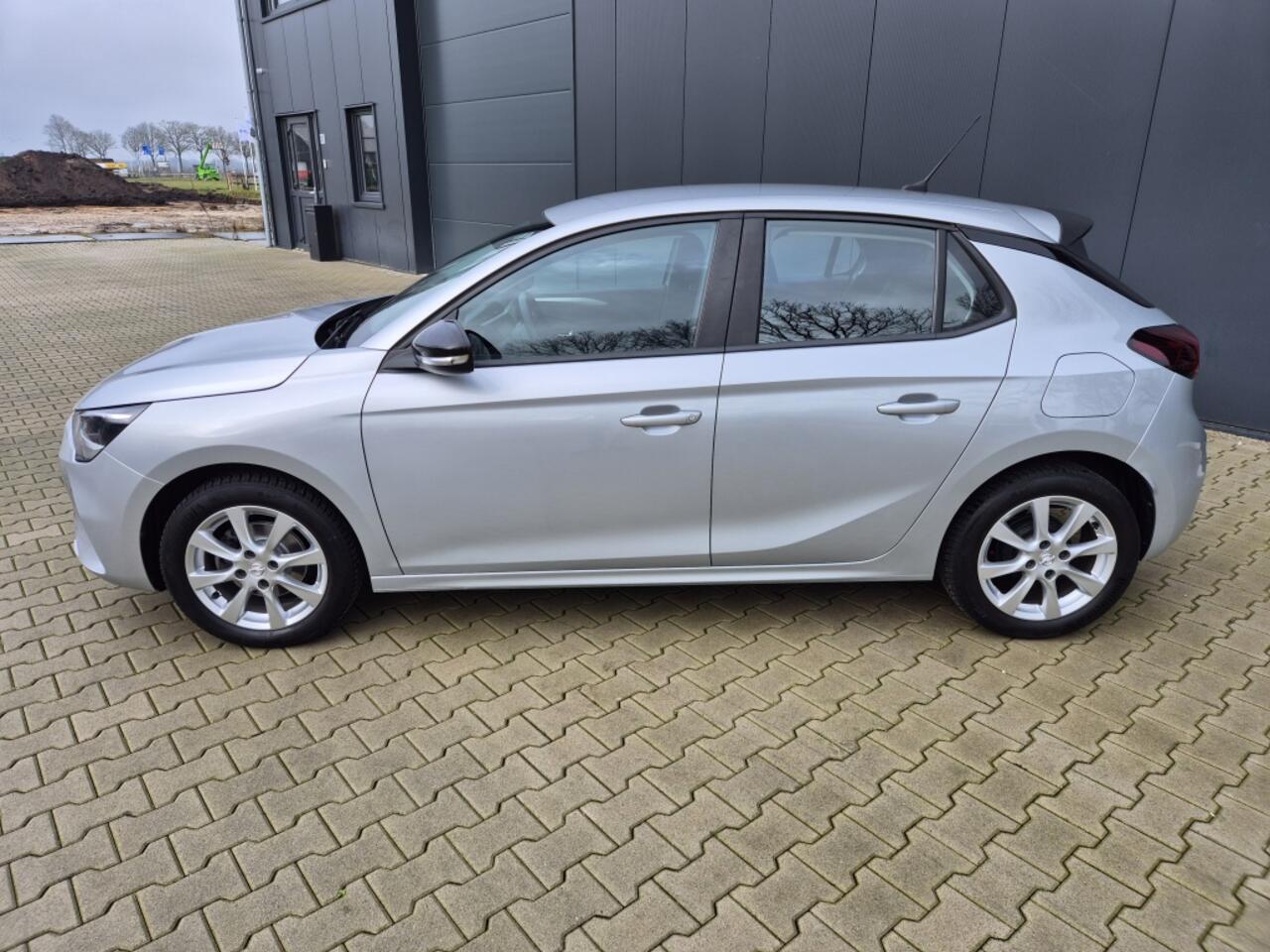 Opel CORSA 1.2 Edition | apple carplay | lane assistance