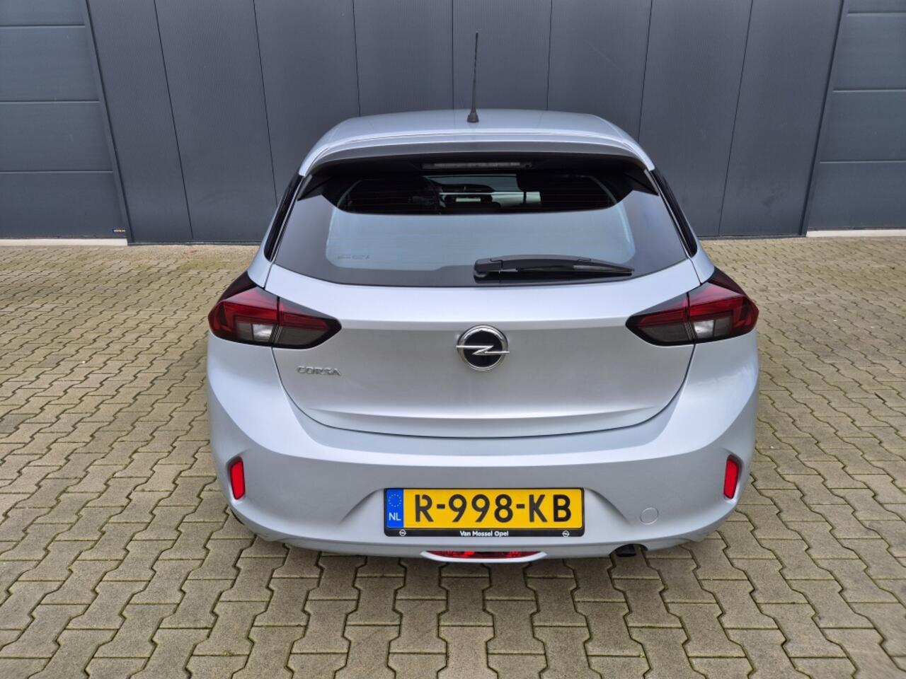 Opel CORSA 1.2 Edition | apple carplay | lane assistance