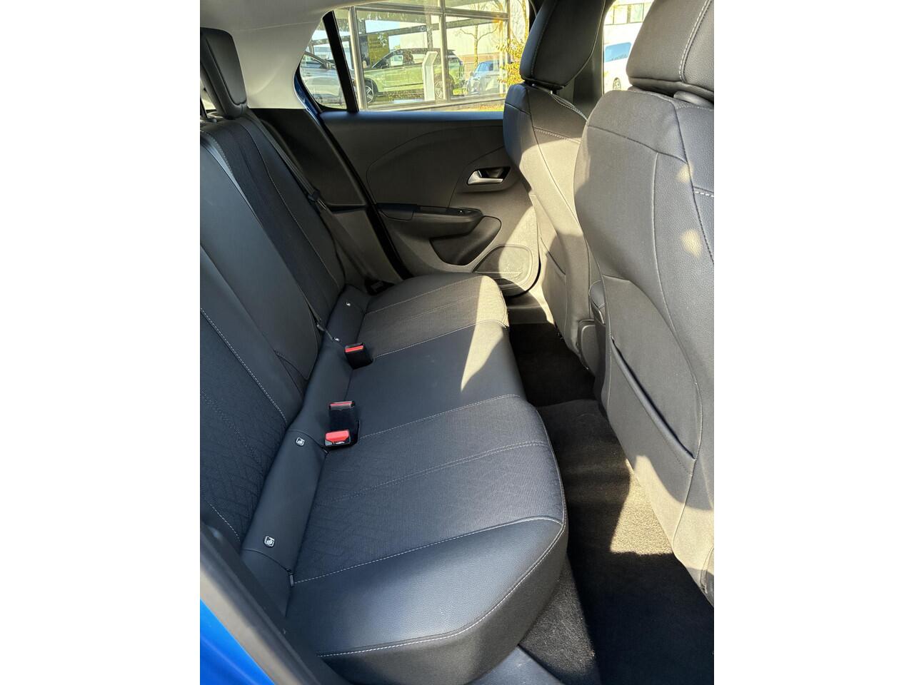 Opel CORSA 1.2 Turbo 100Pk Elegance | Airconditioning | Navigatie | Parkpilot | Elektrisch Pakket | Cruise control | Lichtmetalen Velgen