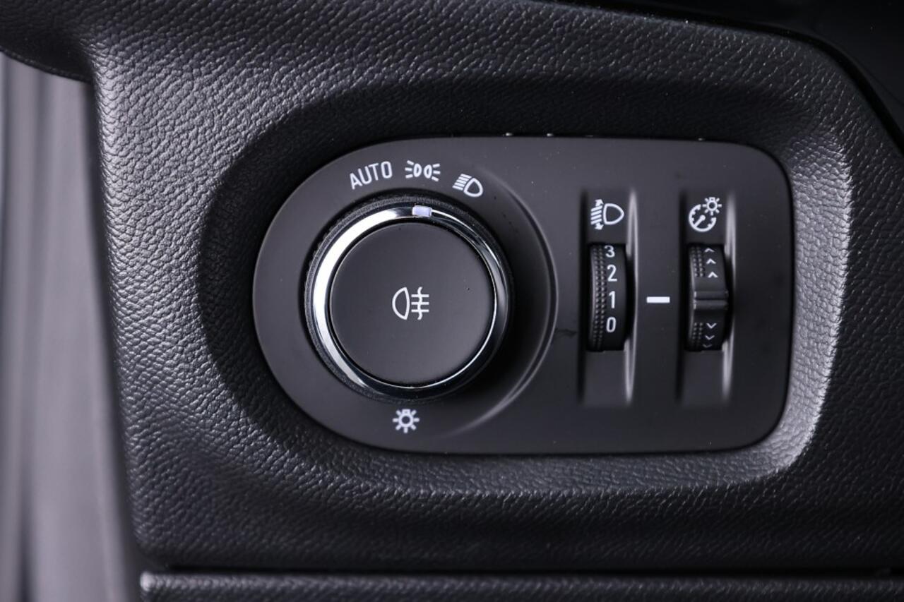 Opel CORSA 1.2 Level 4 | Full LED | VELGEN | Half LEDER