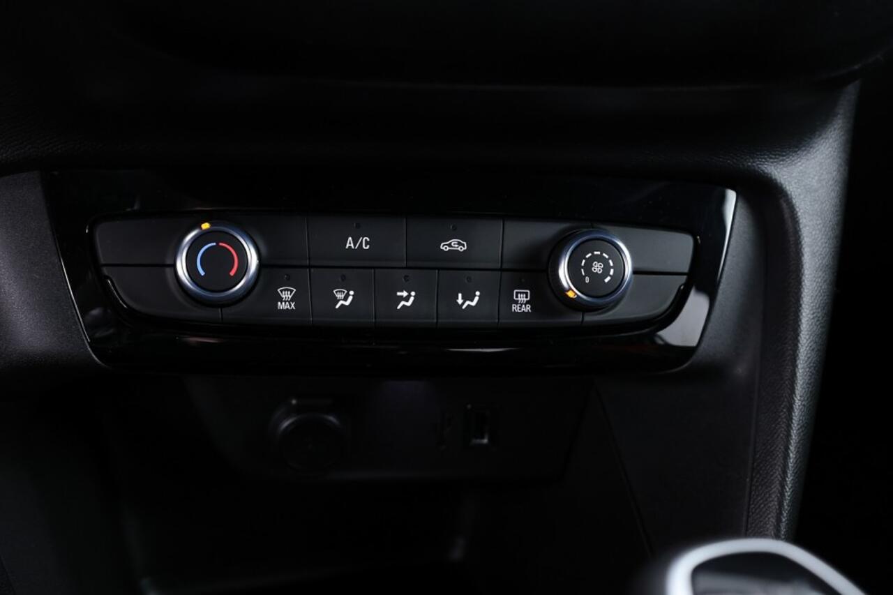 Opel CORSA 1.2 Level 4 | Full LED | VELGEN | Half LEDER