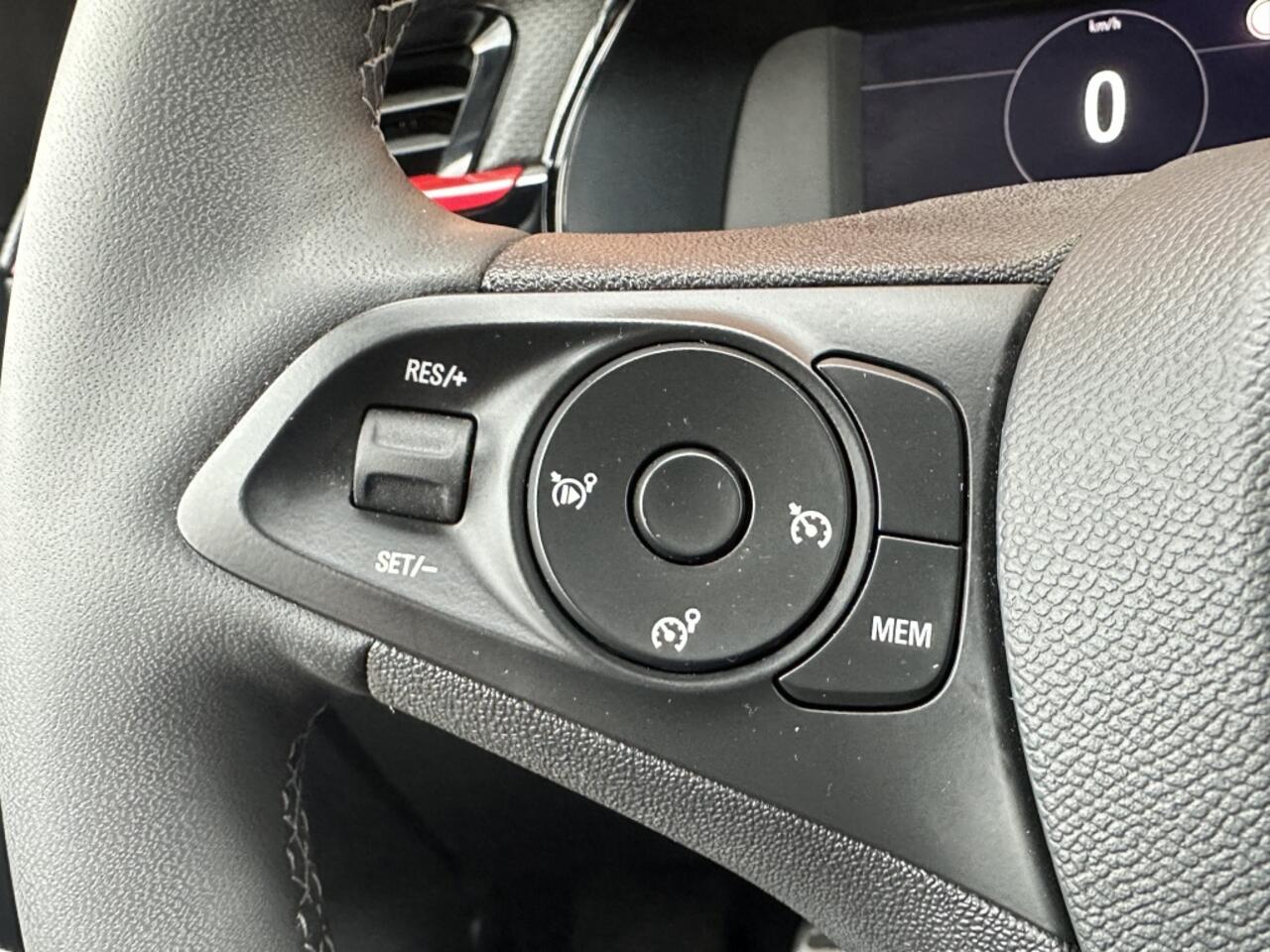 Opel CORSA 1.2 Level 4 Ultimate 100PK Carplay Half leder
