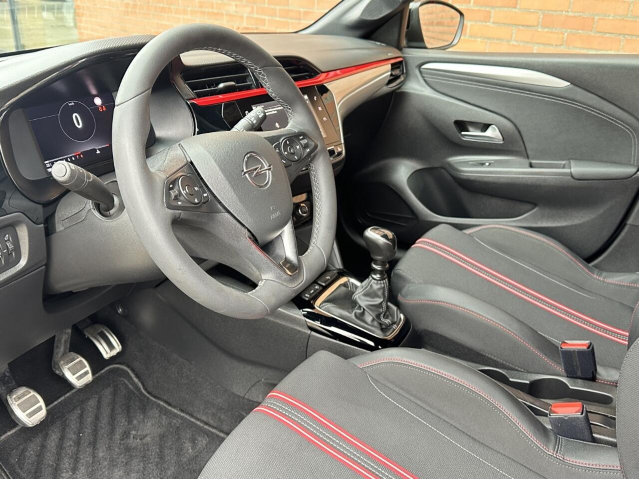 Opel CORSA 1.2 Level 4 Ultimate 100PK Carplay Half leder