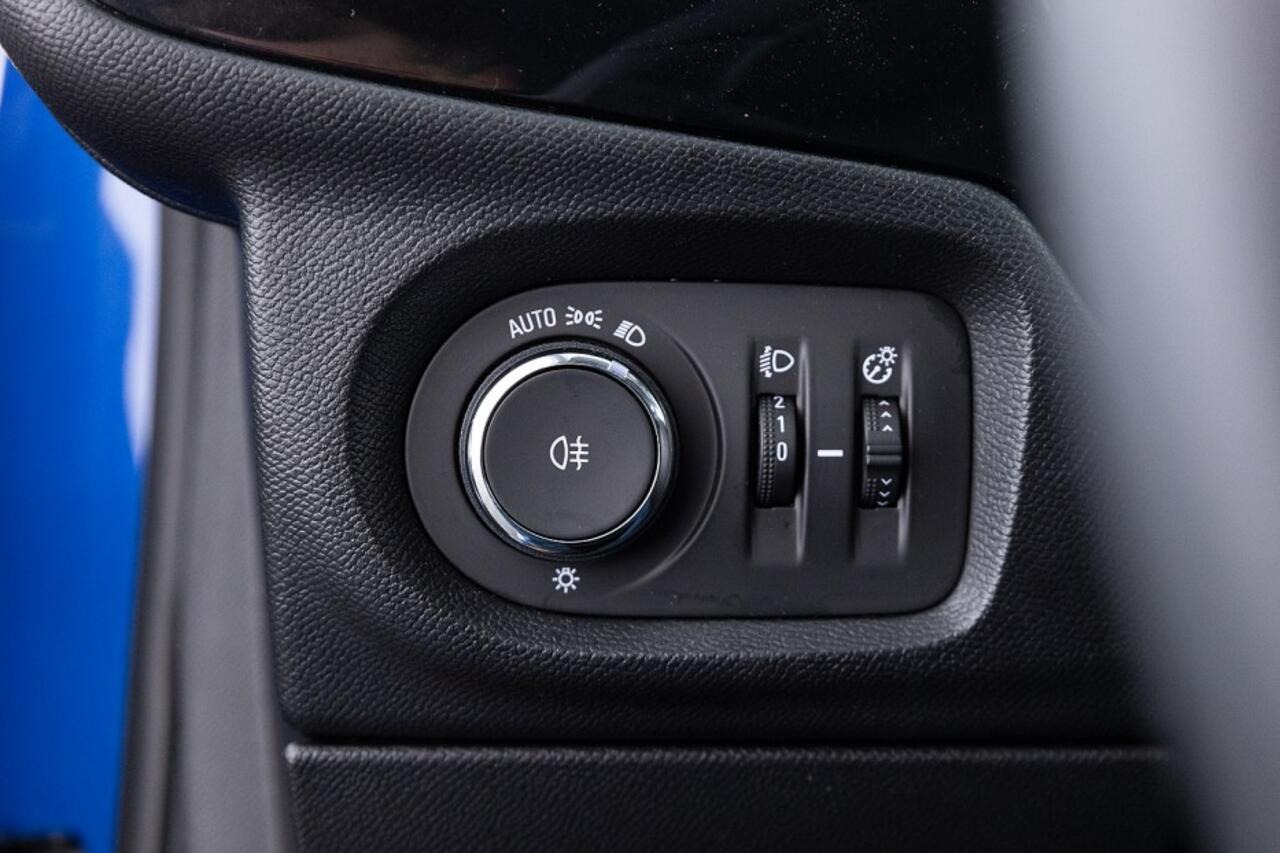 Opel CORSA 1.2 Elegance Automaat | Full LED | Half LEDER | Stoelverwarming