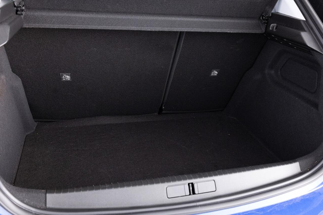 Opel CORSA 1.2 Elegance Automaat | Full LED | Half LEDER | Stoelverwarming