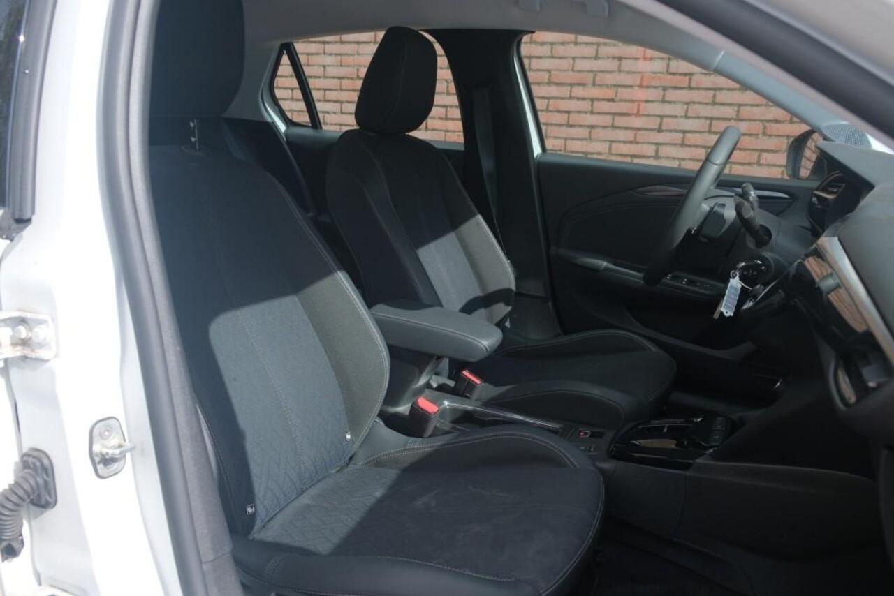 Opel CORSA 1.2 Turbo 100pk EAT8 Elegance | App Connect | Airco | Cruise | Camera | PDC | Blind Spot | DAB