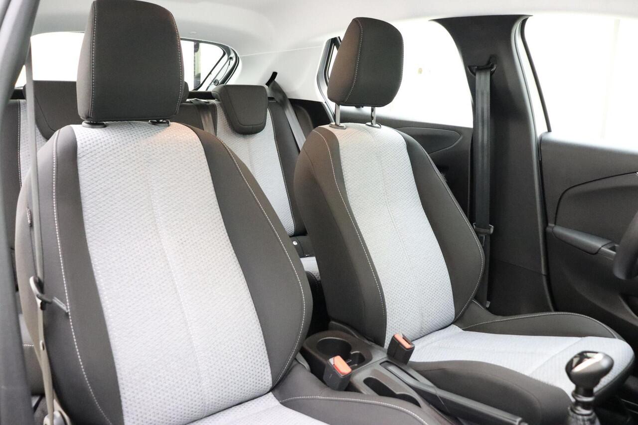 Opel CORSA 1.2 Turbo 100pk Edition | Navigatie via Carplay | Camera | Parkeersensoren voor en achter | Lichtmetalen velgen | Airco | Cruise control | Bluetooth