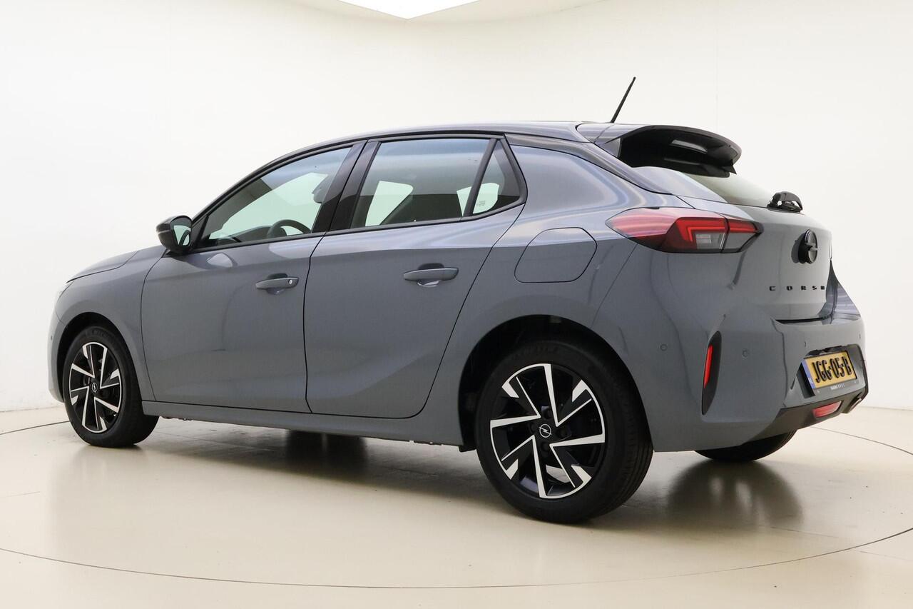 Opel CORSA 1.2 Turbo GS 100 PK | Navigatie via Carplay | Camera | Lichtmetalen velgen | Zwart dak | Parkeersensoren voor en achter | Nieuw model