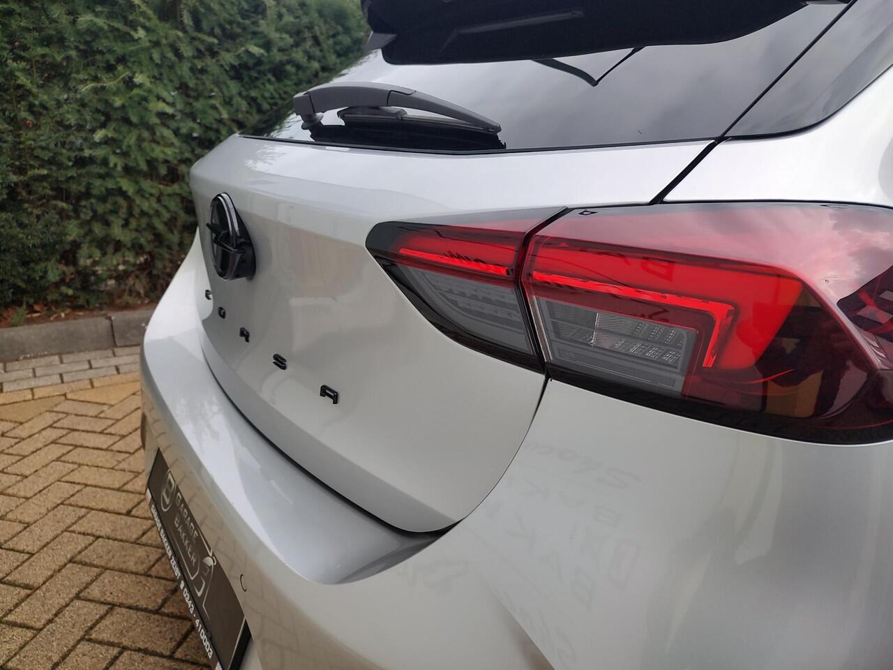 Opel CORSA 1.2 GS Line Bi-Tone Led Camera-360 Dodehoek CarPlay -Navi