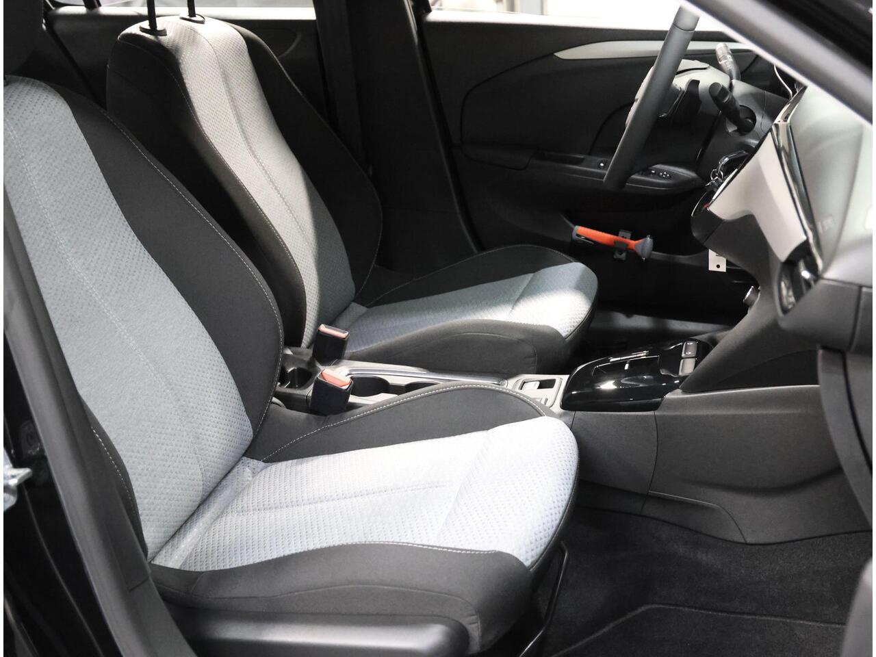 Opel CORSA 1.2 100PK Turbo | AUTOMAAT | AppleCarplay/AndroidAuto | Airco | Cruise Control | 10"scherm | Camera | LED | Parkeersensoren | Isofix | All Season Banden |