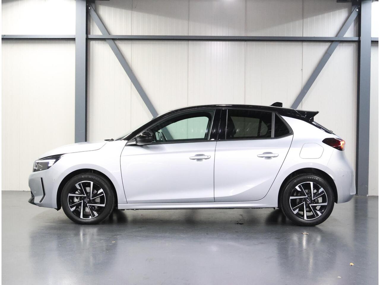 Opel CORSA 1.2 100PK Turbo Hybrid GS | AppleCarplay/AndroidAuto | Climate Control | Cruise Control | 10"scherm | Camera | Navigatie | LM velgen | Keyless | Two-Tone | LED | Parkeersensoren | Privacy Glass | Isofix |