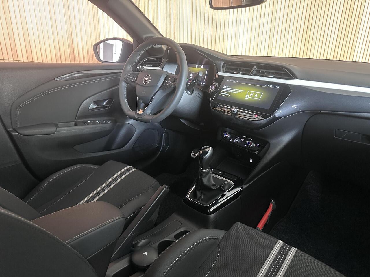 Opel CORSA 1.2 GS Stoelverwarming | dodehoek | Camera | Carplay