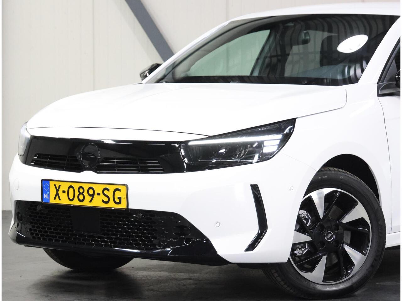 Opel CORSA GS 50kWh 136PK | 1ste eigenaar | ACCU 99% | Dodehoekdetectie | Camera | Climate Control | Cruise Control | 10"scherm | Navigatie | LM velgen | Keyless | Isofix | Parkeersensoren | Warmtepomp |