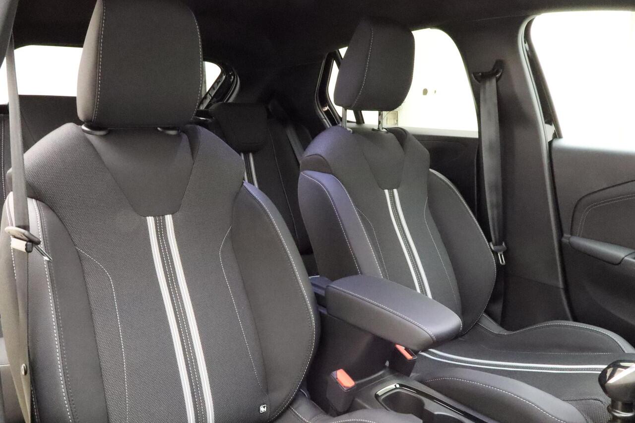 Opel CORSA 1.2 Turbo 100pk GS | Navigatie | Climate control | Stoel & stuurverwarming | Camera | Lichtmetalen velgen | Extra getint glas