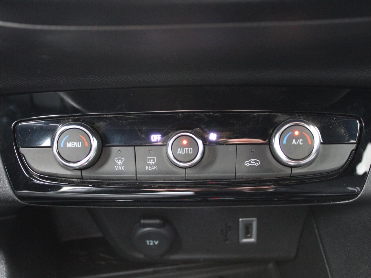 Opel CORSA 1.2 Turbo Hybrid GS | Automaat | Camera / Climate / Apple Carplay