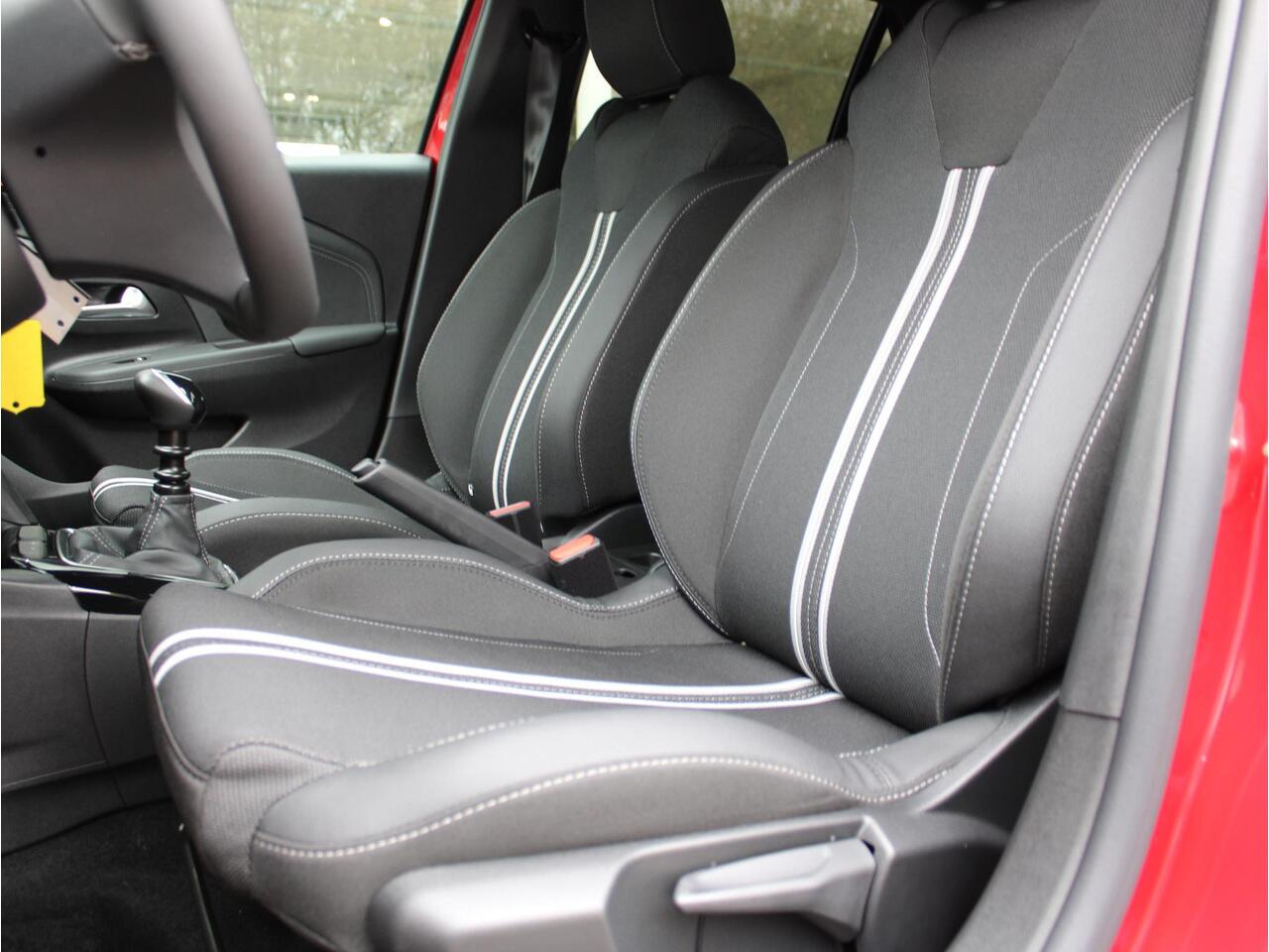 Opel CORSA 1.2 Turbo Yes VOORRAAD KORTING| Stoelverw. / Apple Carplay