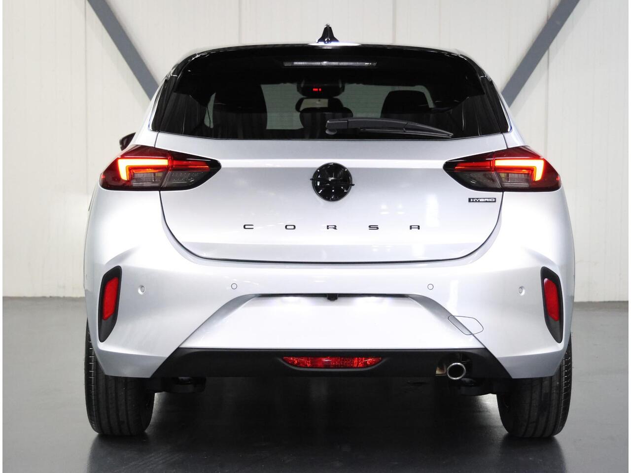 Opel CORSA 1.2 Turbo Hybrid GS | Incl. ¤5.224,- Korting! | AppleCarPlay/AndroidAuto | ClimateControl | Navigatie | CruiseControl | Keyless | Stoel/Stuur verwarming | Dodehoek Detectie | Matrix LED koplampen |