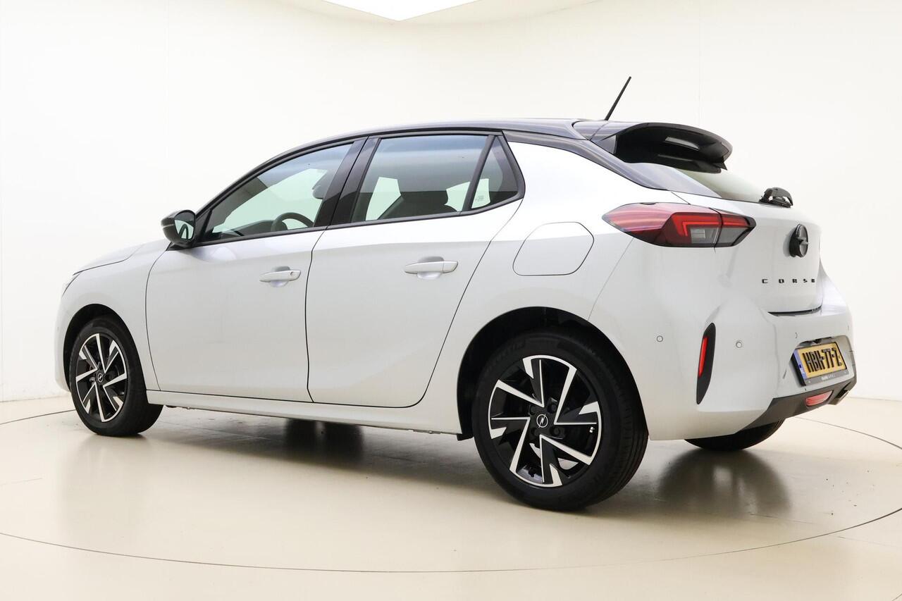 Opel CORSA 1.2 Turbo GS 100pk | Camera | Climate Control | Lichtmetalen Velgen | Apple Carplay - Android Auto | Parkeersensoren | Zwart Dak