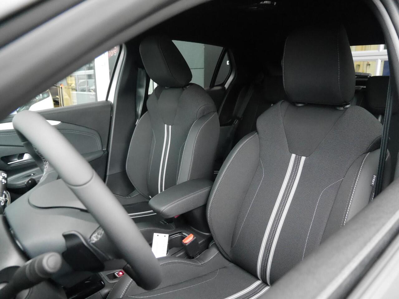 Opel CORSA 1.2 Turbo Hybrid GS | Automaat | Camera | Parkeersensoren v+a | Demo | LED Verlichting | Climate control | Stoel & Stuurverwarming