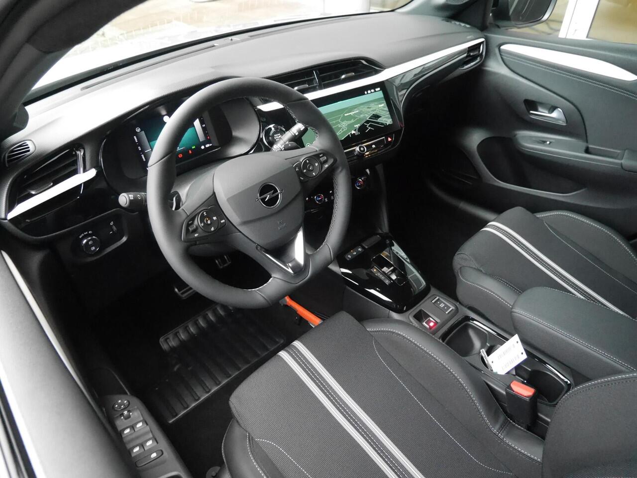 Opel CORSA 1.2 Turbo Hybrid GS | Automaat | Camera | Parkeersensoren v+a | Demo | LED Verlichting | Climate control | Stoel & Stuurverwarming