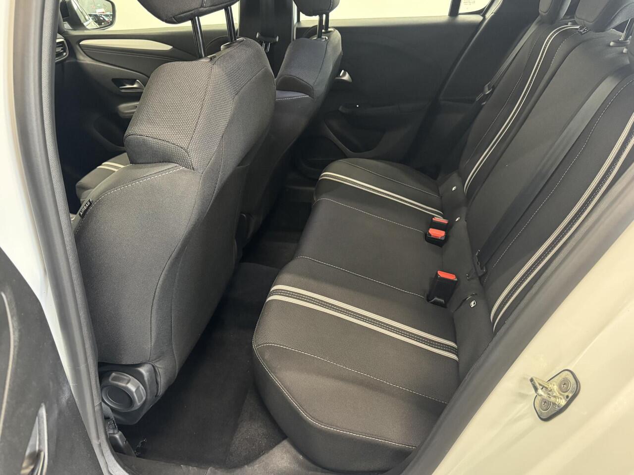 Opel CORSA 1.2 Turbo Hybrid 100pk GS Automaat Navigatie Apple Carplay/Android Auto Camera Parkeersensoren Cruise Control Dodehoek assistent Airco Lichtmetalen velgen Virtual Cockpit Getinte ramen