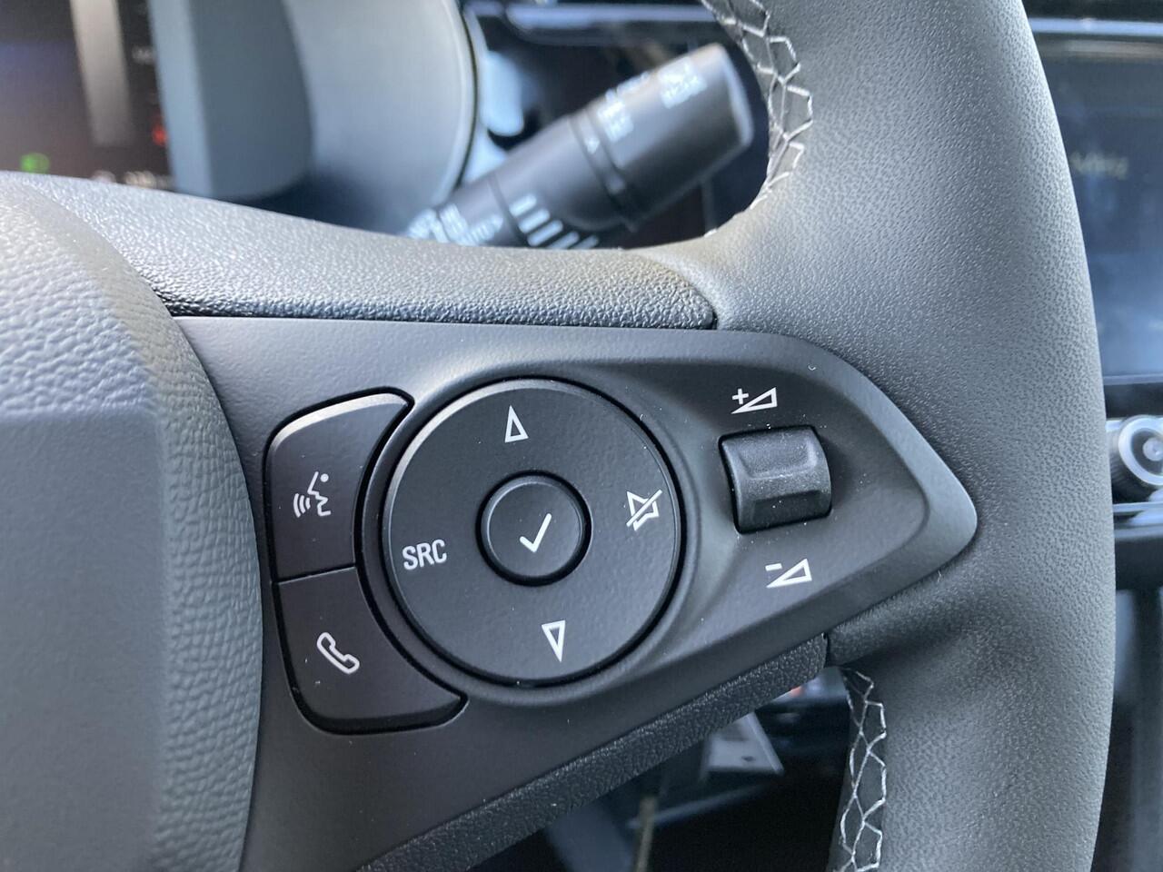 Opel CORSA 1.2 Turbo 100pk Edition | DEMO | Airco | Apple Carplay/ Android Auto | Cruise Control | Camera | Parkeersensoren | Stoel- en stuurverwarming