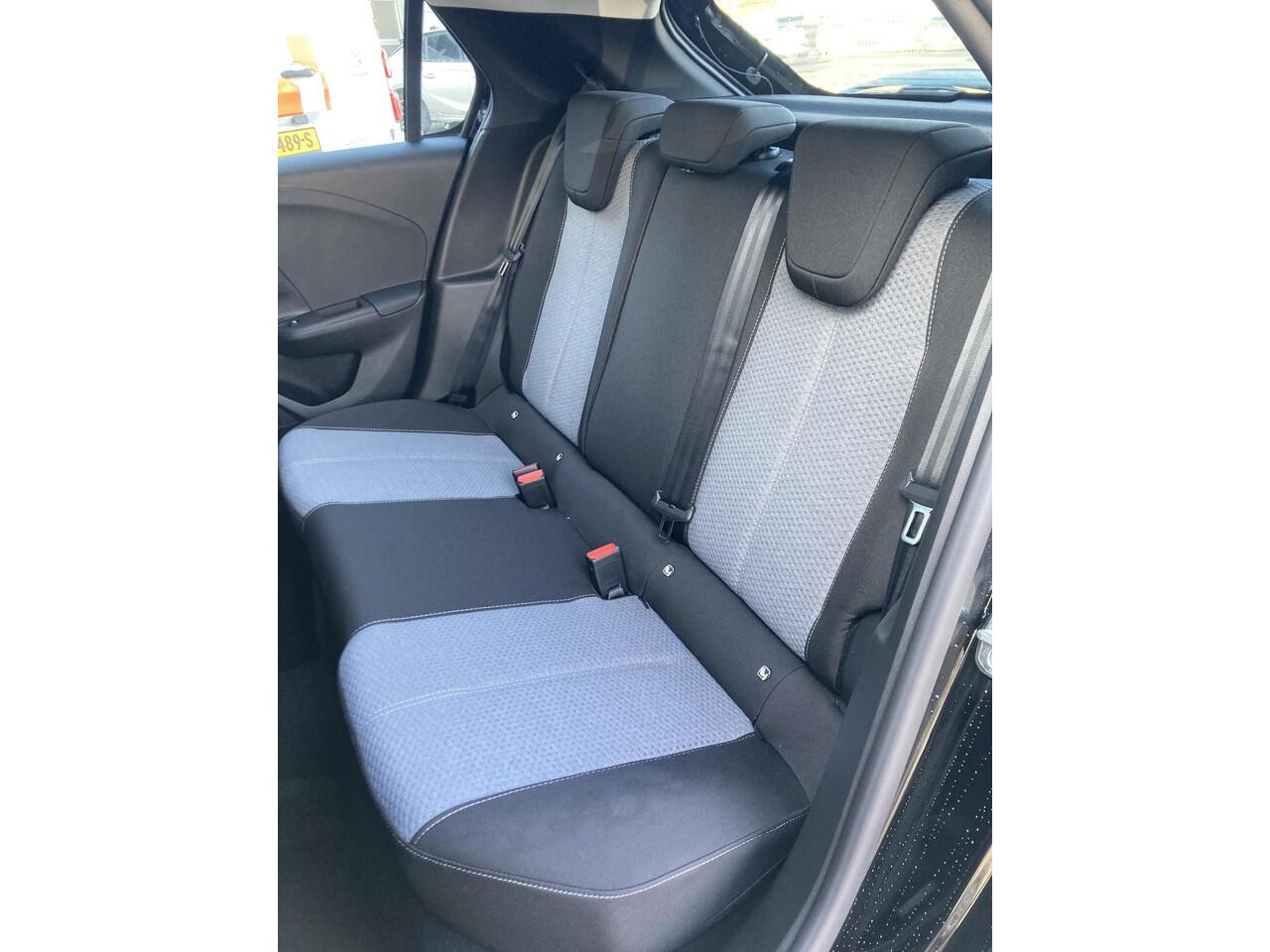 Opel CORSA 1.2 Turbo 100pk Edition | DEMO | Airco | Apple Carplay/ Android Auto | Cruise Control | Camera | Parkeersensoren | Stoel- en stuurverwarming