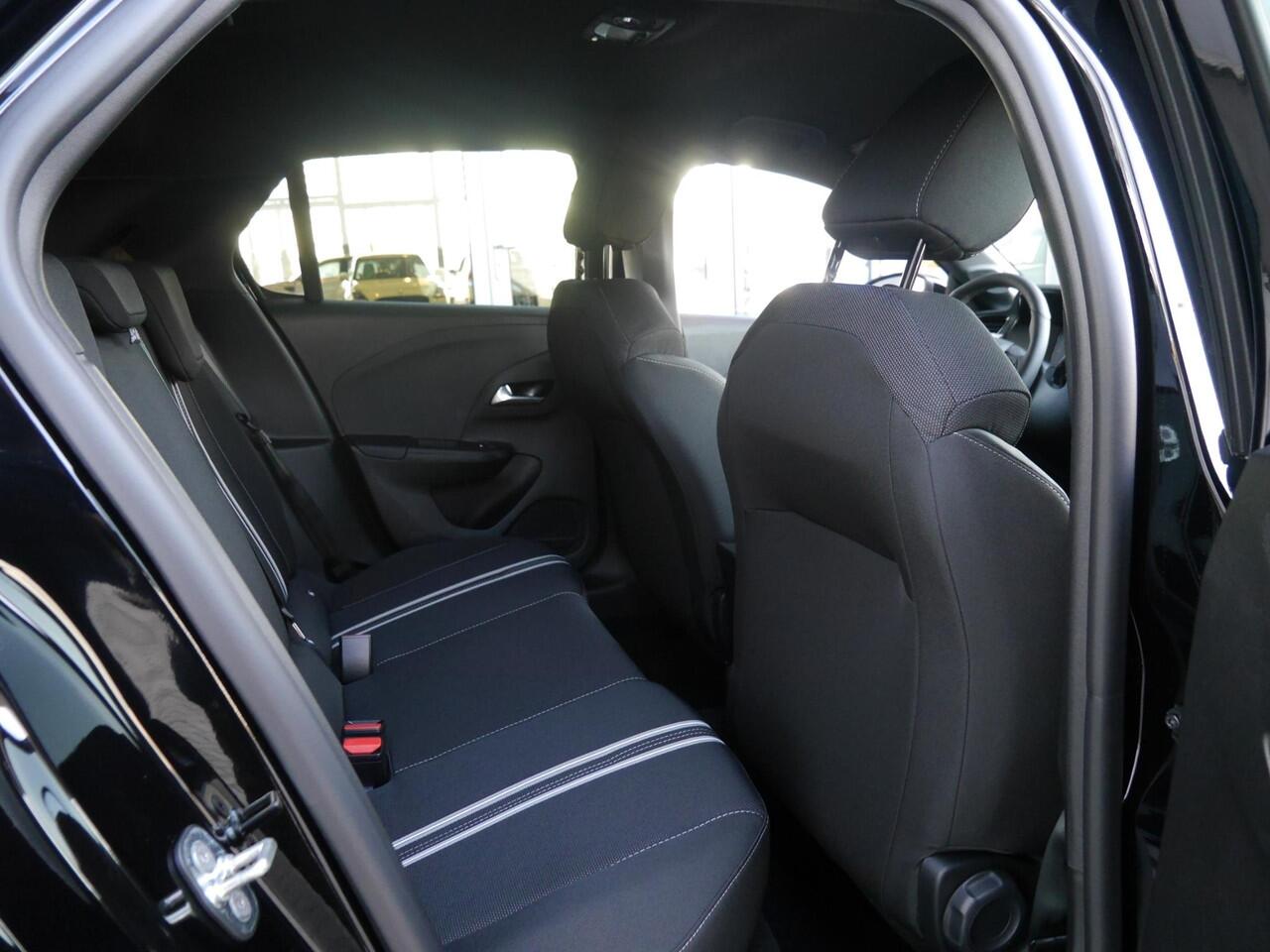 Opel CORSA 1.2 Turbo Hybrid GS | Nieuwe auto | Matrix led verlichting | Navigatie | Climate control | Keyless entry en start | Lichtmetalen velgen | Cruise control