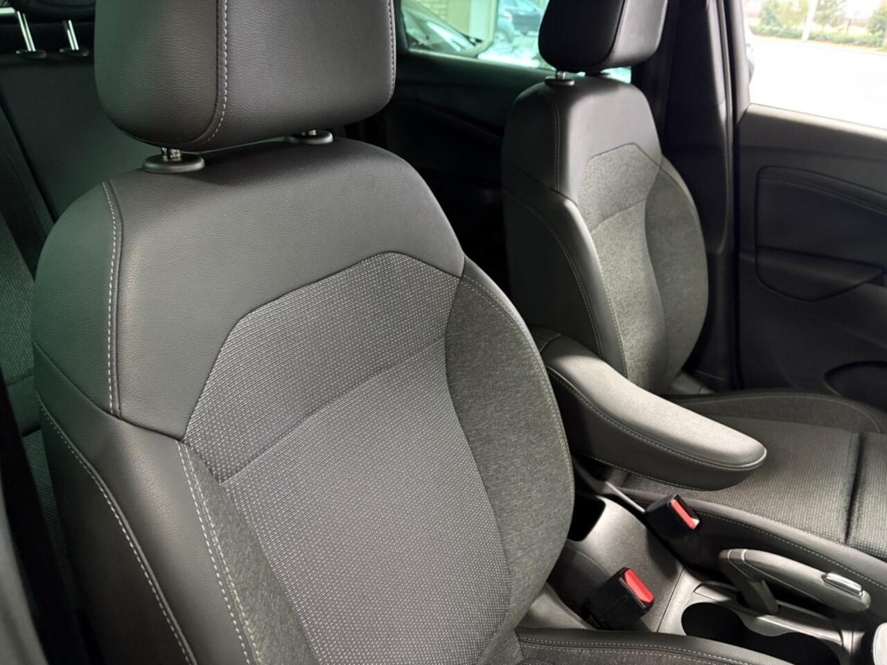 Opel Crossland 1.2 T Sport 130pk Navigatie PDC ECC PDC Camera LED