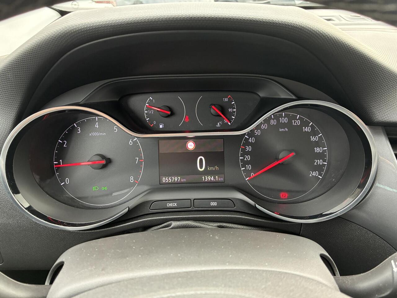 Opel Crossland 1.2 Turbo Elegance | Climate control | Navigatie | Camera | Parkpilot | Cruise control | Trekhaak | LM-Velgen | Elektrisch Pakket