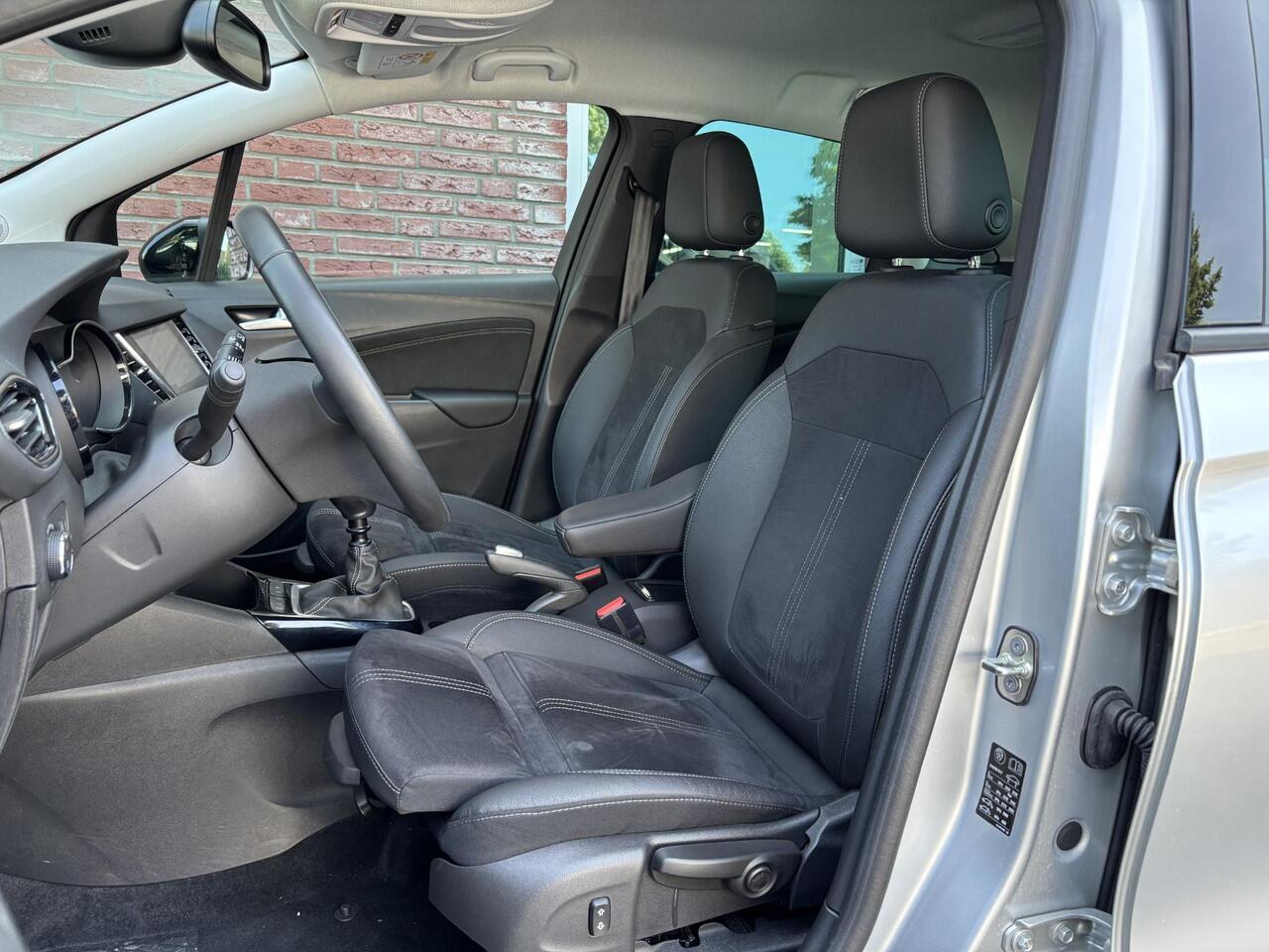 Opel Crossland Ultimate 1.2 Turbo 110pk | 180° CAMERA+SENSOREN | ALCANTARA/LEDER | AGR-STOELEN | NAVI | DAB+ | ISOFIX | FULL LED | LAGE KM | TWO-TONE | KEYLESS |