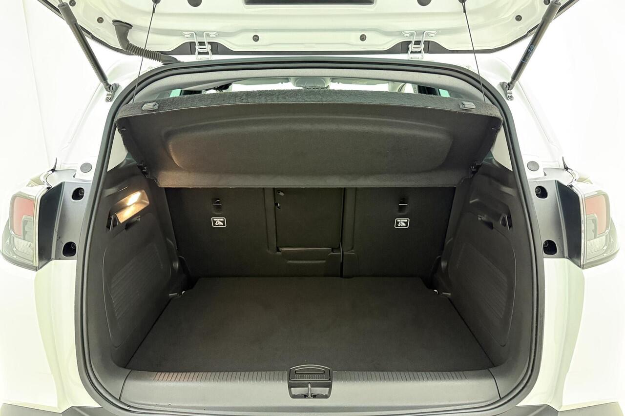 Opel Crossland 1.2 Turbo Level 3 | 110PK | 1e Eigenaar | Dodehoek Detectie | Navigatie | Armsteun | Stop/Startknop | Parkeercamera Achter | Automatische Verlichting |