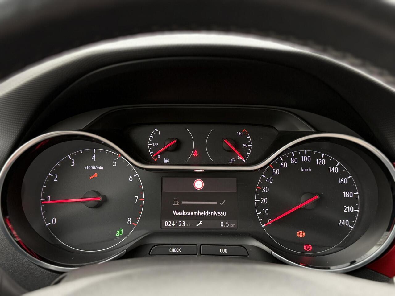 Opel Crossland 1.2 Turbo GS l Navigatie l Stoelverwarming l Carplay PDC