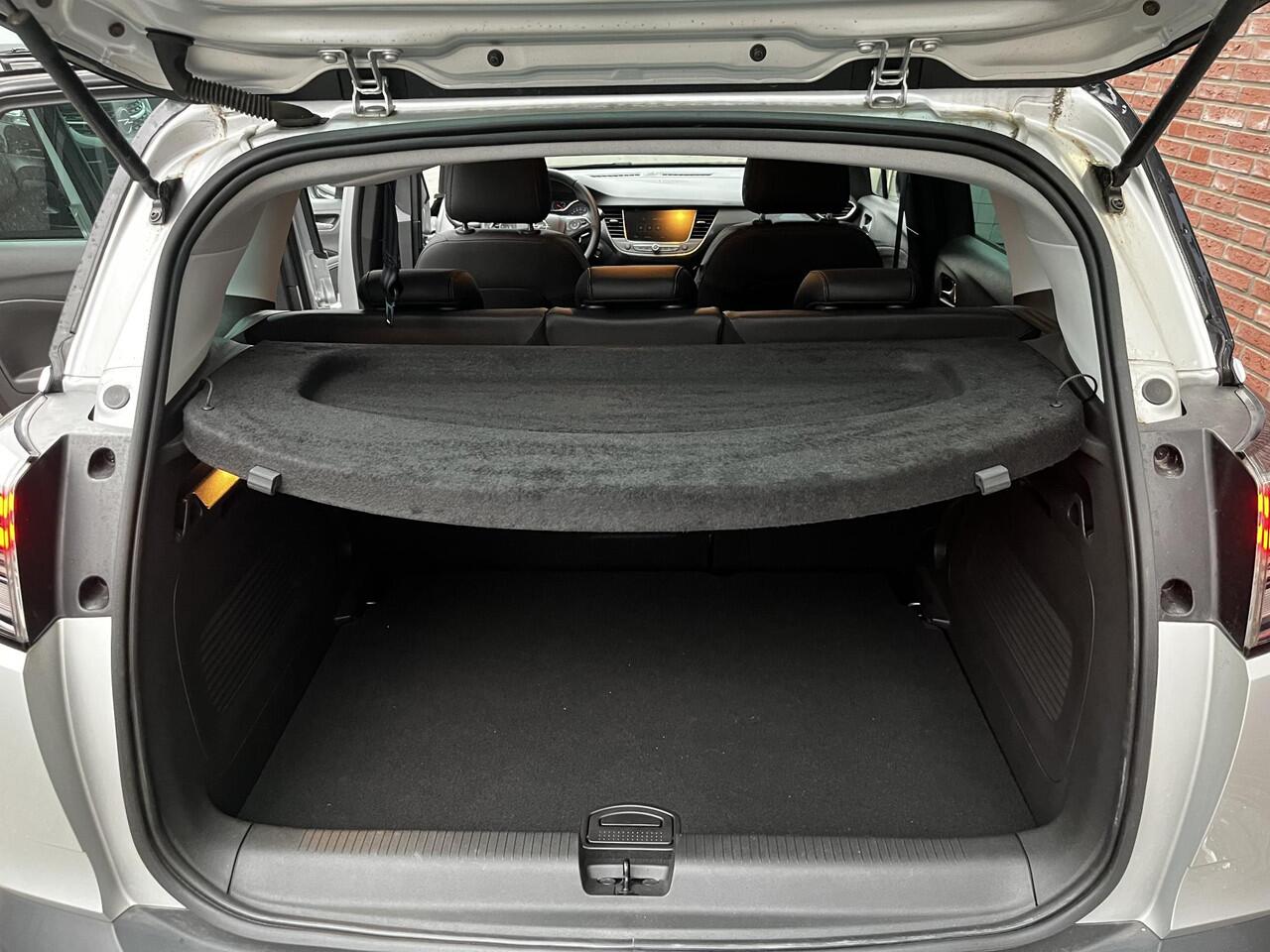 Opel Crossland Ultimate 1.2 Turbo 110pk | 180° CAMERA+SENSOREN | ALCANTARA/LEDER | AGR-STOELEN | NAVI | DAB+ | ISOFIX | FULL LED | LAGE KM | TWO-TONE | KEYLESS |