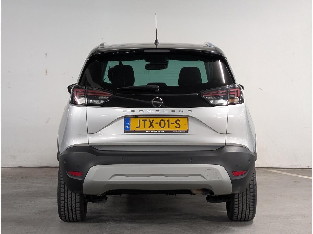 Opel Crossland Ultimate 1.2 Turbo 110pk | 180° CAMERA+SENSOREN | ALCANTARA/LEDER | AGR-STOELEN | NAVI | DAB+ | ISOFIX | FULL LED | LAGE KM | TWO-TONE | KEYLESS |