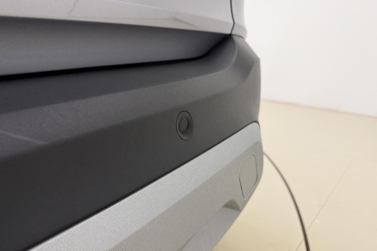 Opel Crossland 1.2 Turbo Elegance 130 PK Automaat | Navigatie | Climate control | Camera | Extra getint glas | Parkeersensoren | DAB Radio | Lichtmetalen velgen | Cruise control