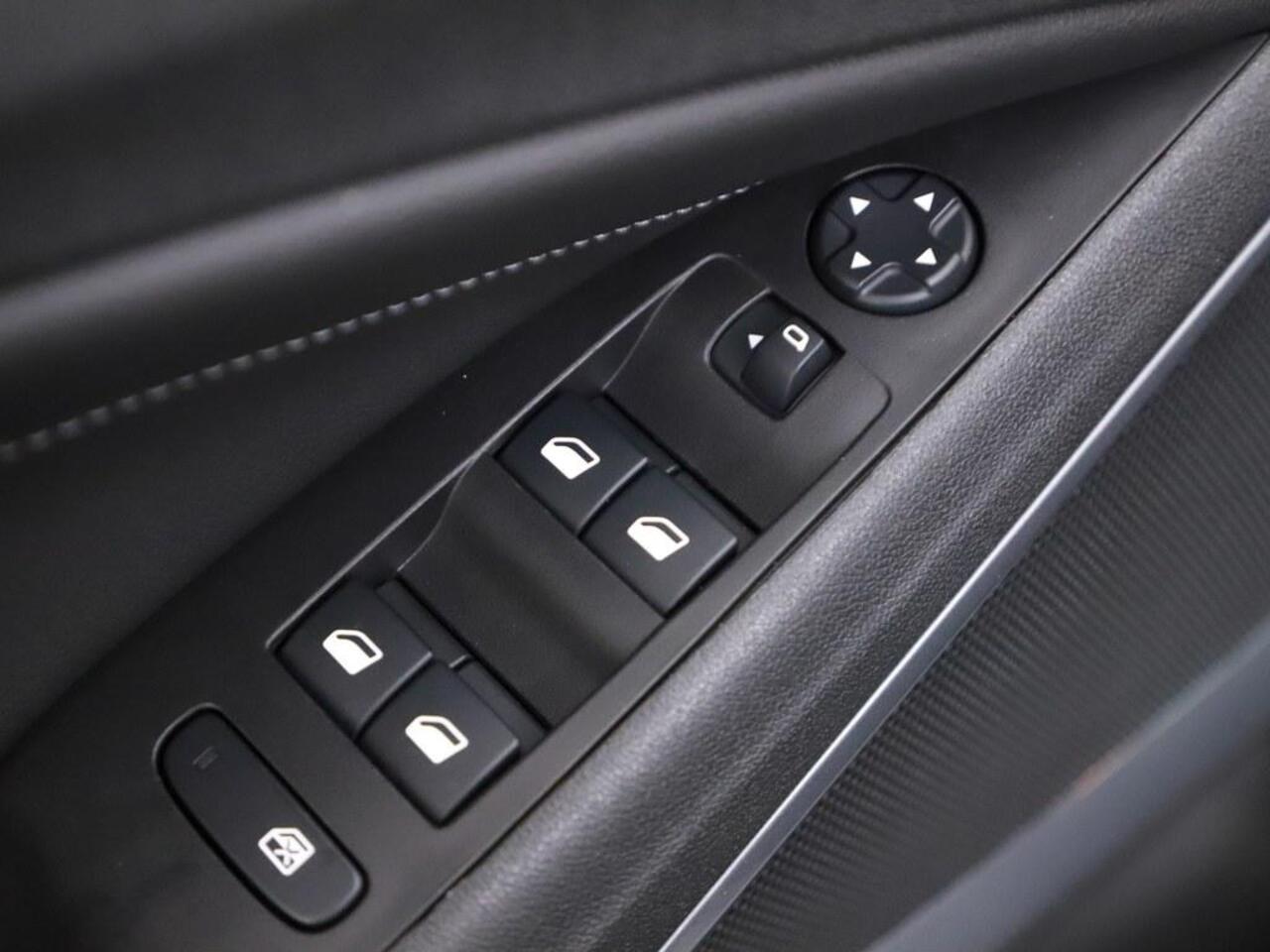 Opel Crossland 1.2 Turbo 130pk Automaat Elegance Ecc/Camera