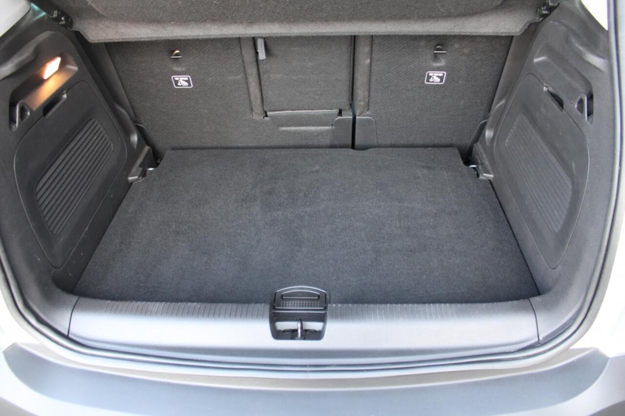 Opel Crossland 1.2 T. Edition Stoel verw. Navigatie, Airco