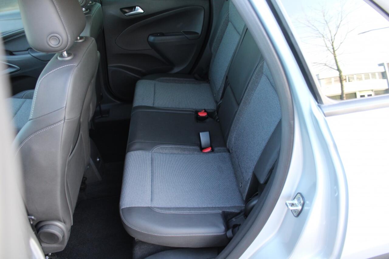 Opel Crossland 1.2 T. Edition Stoel verw. Navigatie, Airco