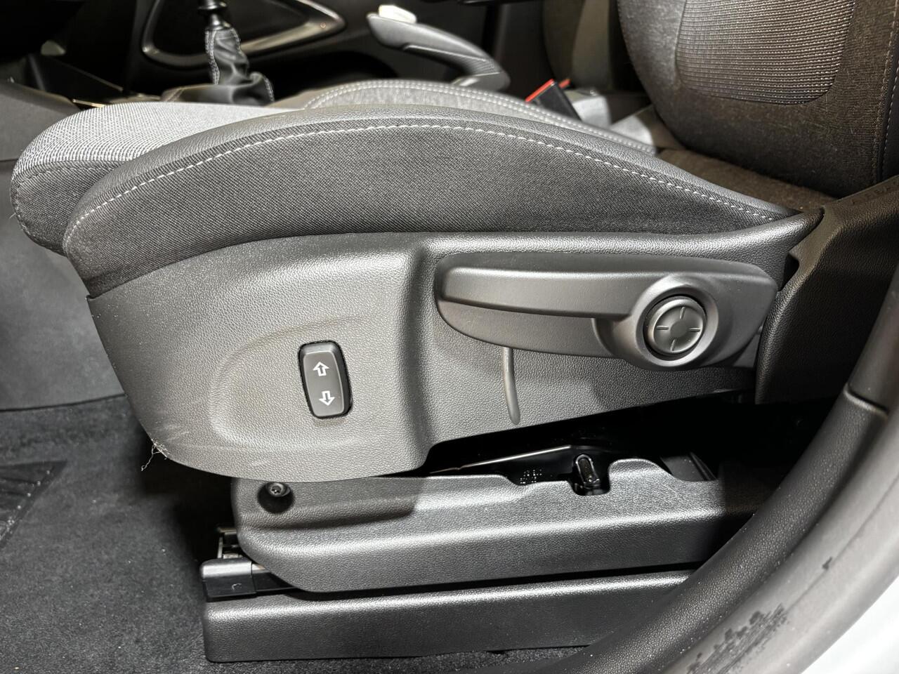 Opel Crossland 1.2 Turbo Elegance Navigatie | Achteruitrijcamera | Android auto / Apple carplay