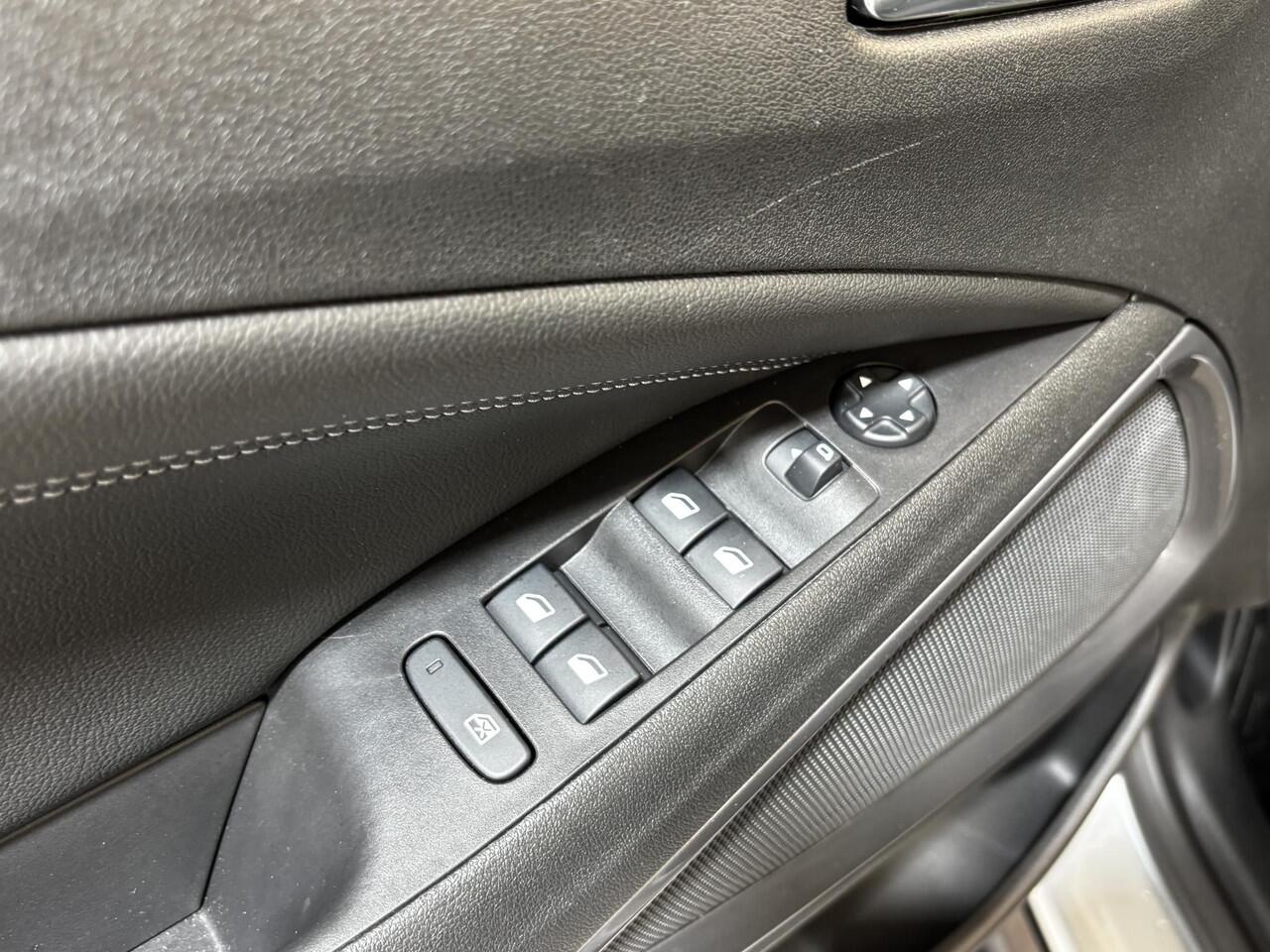 Opel Crossland 1.2 Turbo Elegance Navigatie | Achteruitrijcamera | Android auto / Apple carplay