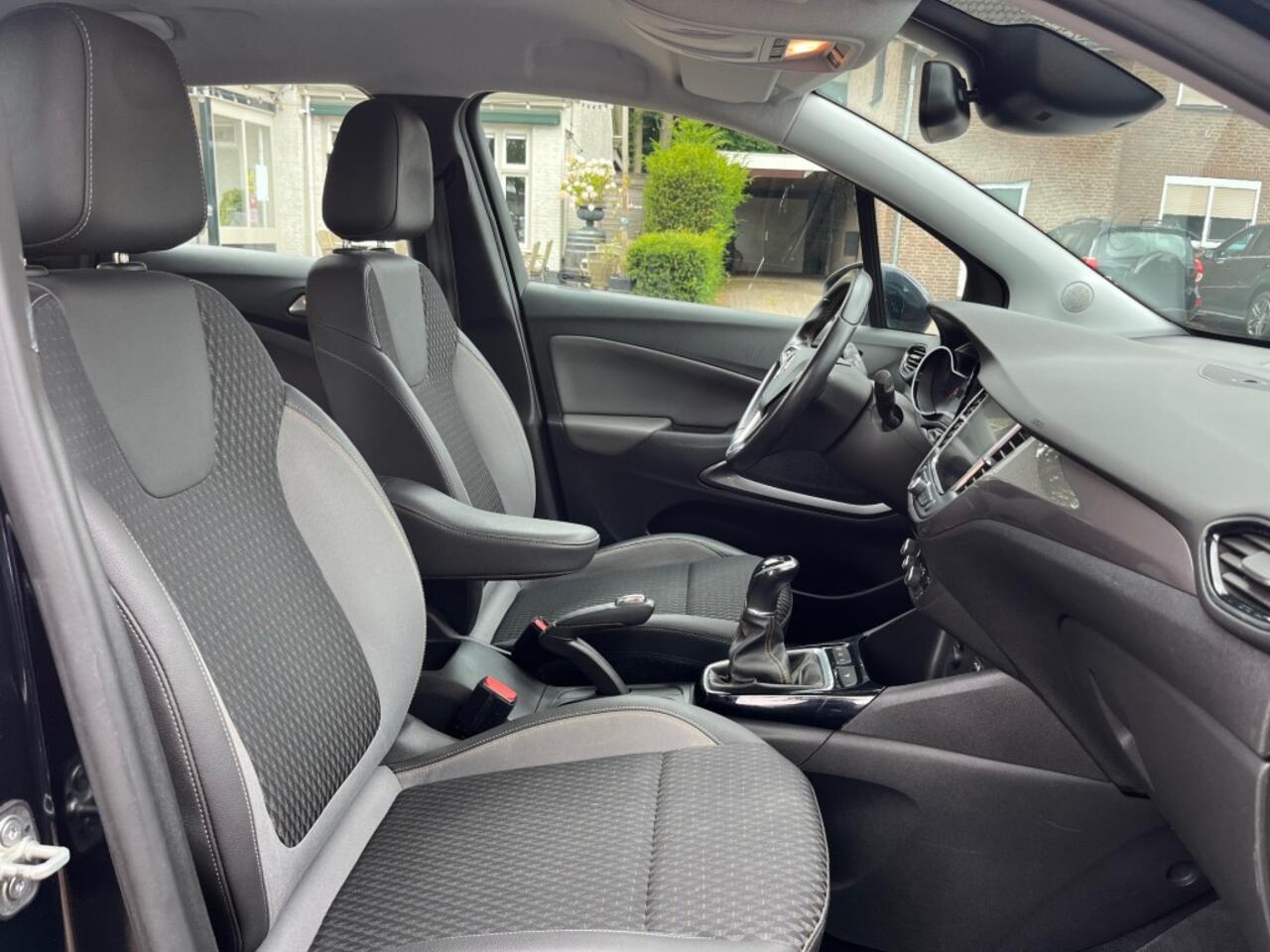 Opel Crossland X 1.2 INNOVATION / NAVI / CARPLAY / DAB / CRUISE CTR. / TREKHAAK