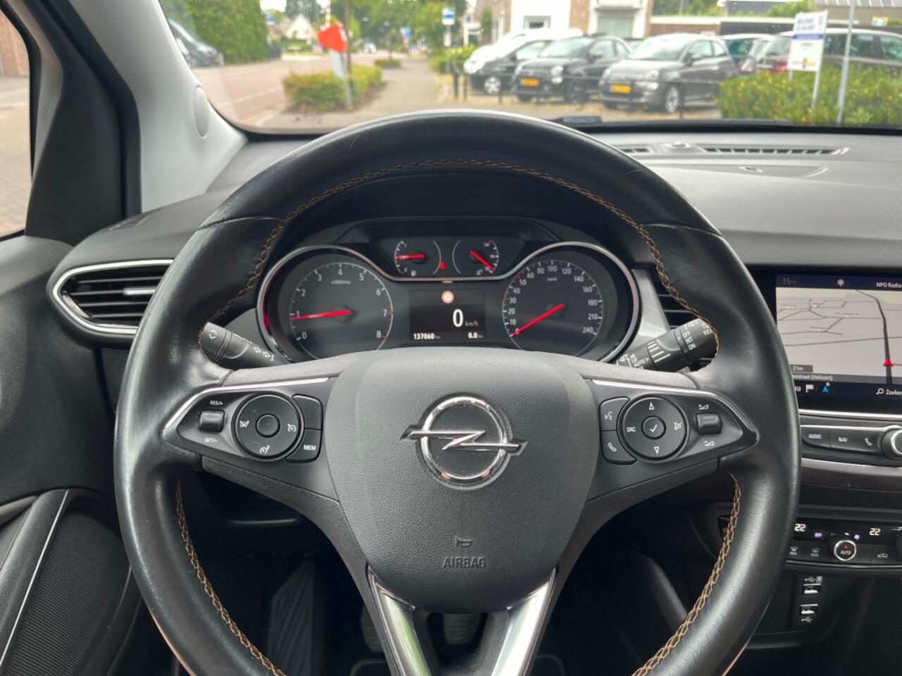 Opel Crossland X 1.2 INNOVATION / NAVI / CARPLAY / DAB / CRUISE CTR. / TREKHAAK