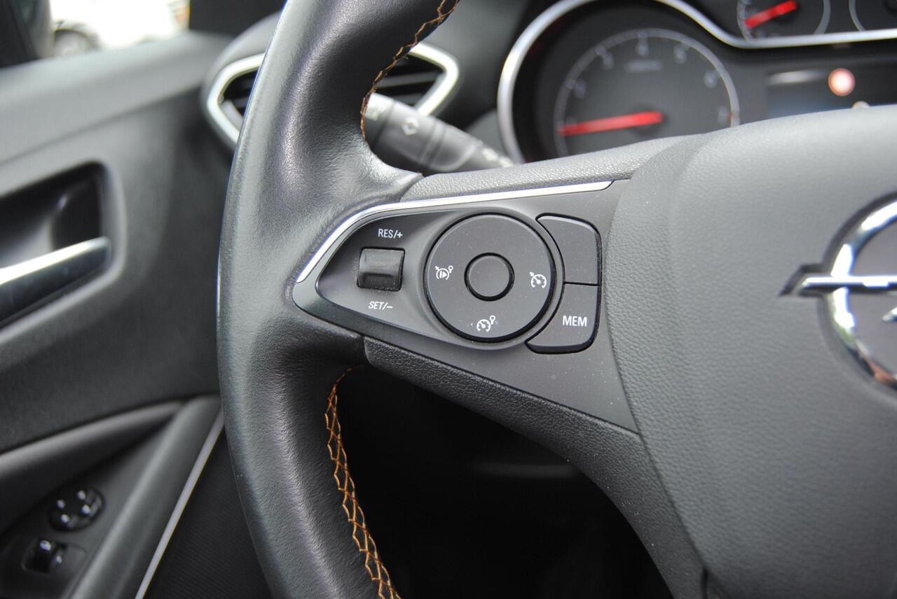 Opel Crossland X 1.2 Turbo Innovation Mooie auto, Dealer onderhouden, 1e eigenaar