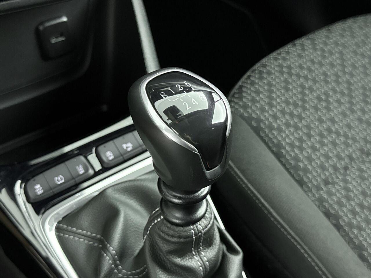 Opel Crossland X 1.2 Turbo Innovation 110PK | Lichtmetalen Velgen | Privacy Glass | Airco