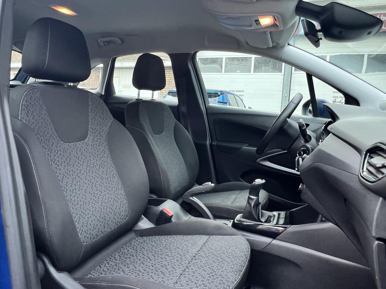 Opel Crossland X 1.2 Online Edition