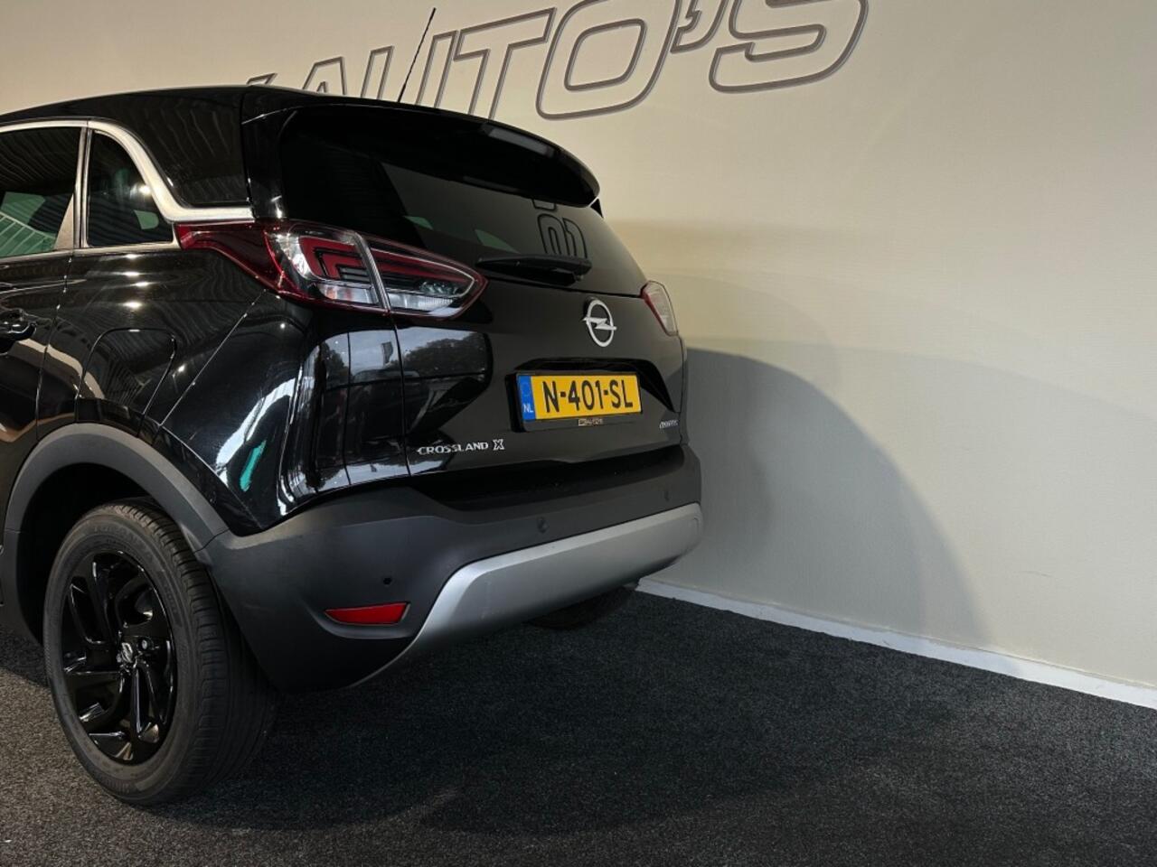 Opel Crossland X 1.2 T. INNOVATION l CLIMA l LMV l NAVI l CRUISE l