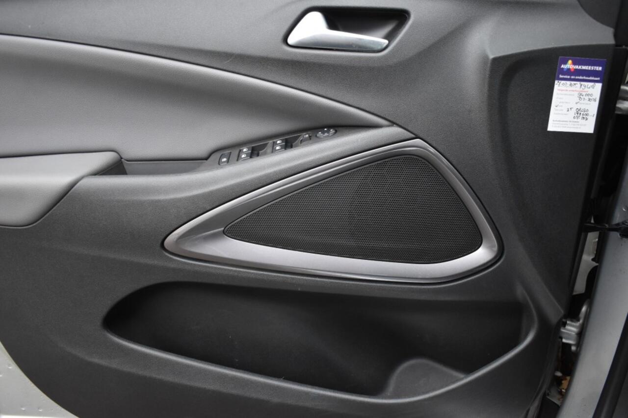 Opel Crossland X 1.2 TURBO AUT. INNOVATION / STOEL + STW VERW./ P.CAM / NAVI + APP CONNECT