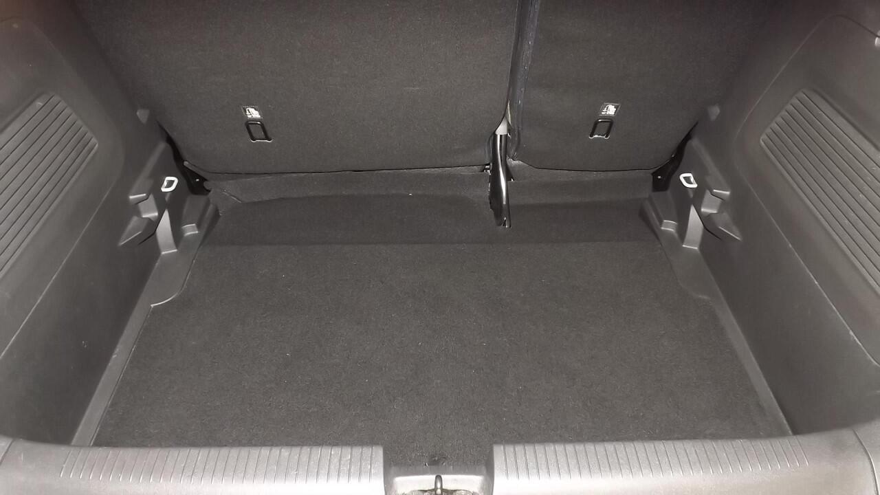 Opel Crossland X 1.2 Innovation Navigatie, Apple Carplay/Android auto, Hoge instap, Parkeersensoren